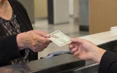 Viúva pode tirar sobrenome do falecido? Entenda quais são as regras!